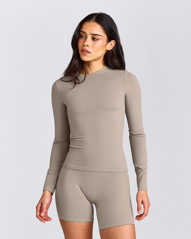 SoftMotion™ Long Sleeve Top with White Logo | Warm Sand