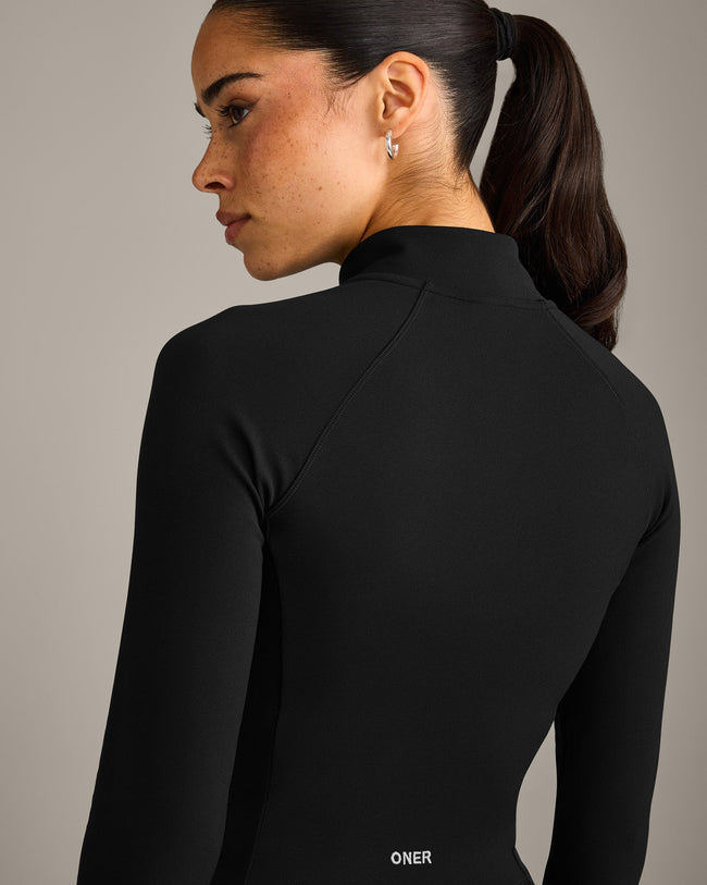 SoftMotion™ Mid Jacket with Grey Logo | Black