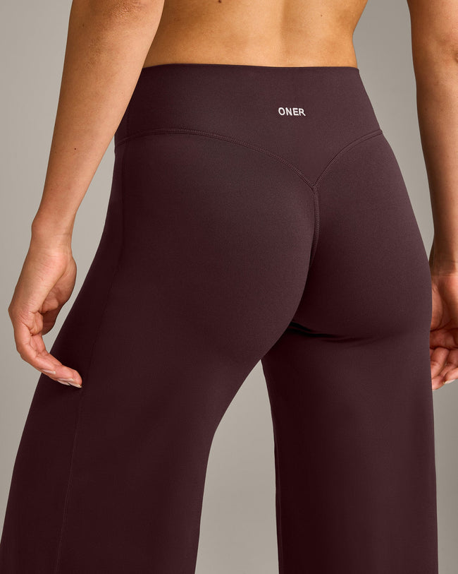 SoftMotion™ Straight Leg Bottoms with Grey Logo | Plum Brown