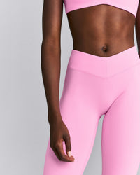 UnifiedMove™ V Front Mid Rise Leggings | Power Pink