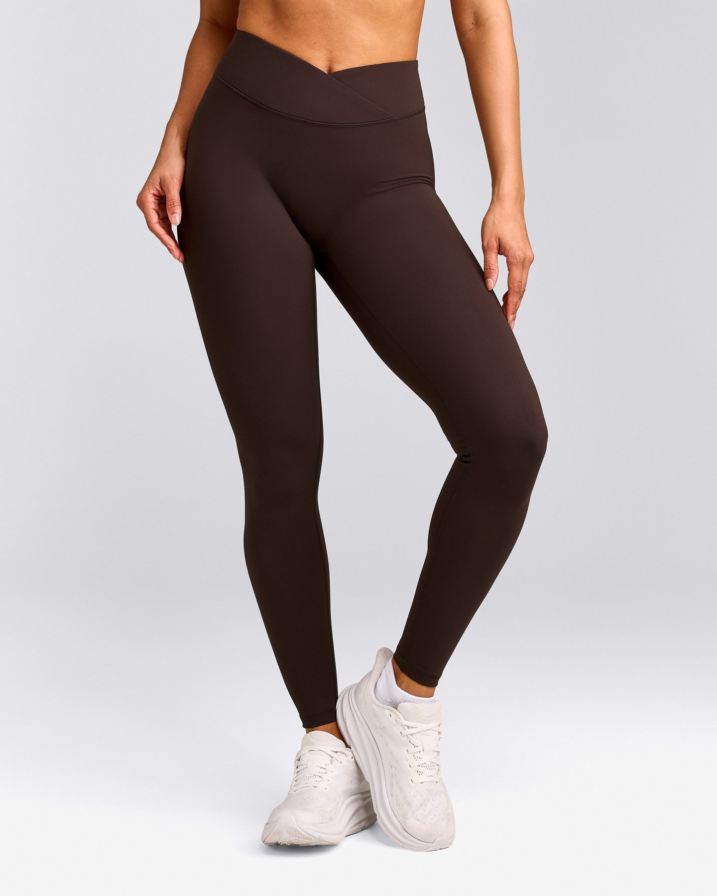 UnifiedMove™ Wrap Leggings with Reflective Logo | 70% Cocoa