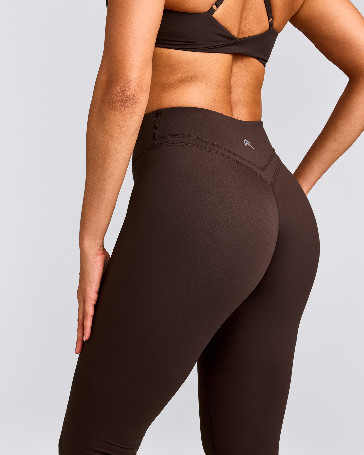 UnifiedMove™ Wrap Leggings with Reflective Logo | 70% Cocoa