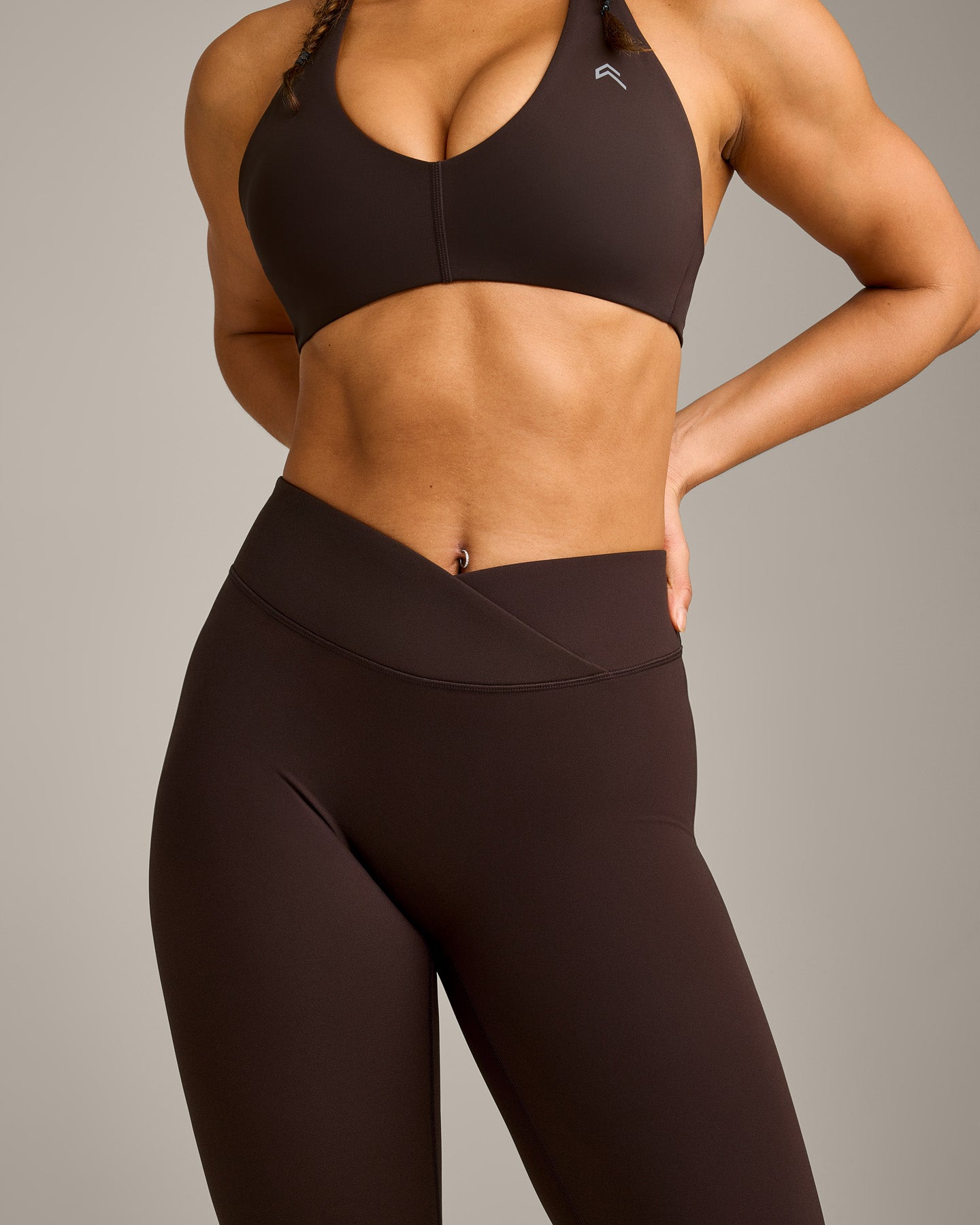UnifiedMove Wrap Leggings with Reflective Logo | 70% Cocoa
