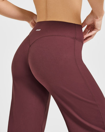 SoftMotion™ Straight Leg Bottoms with White Logo | Velvet Mocha