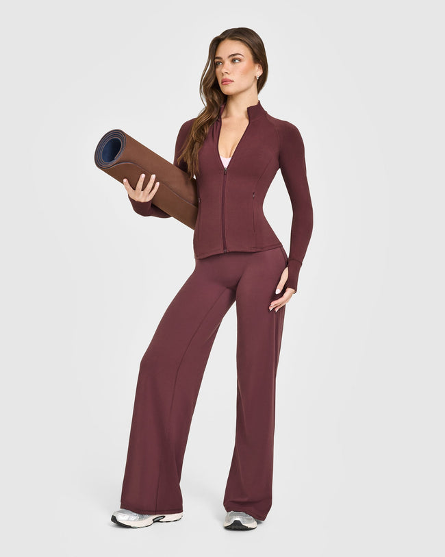 SoftMotion™ Jacket with White Logo | Velvet Mocha