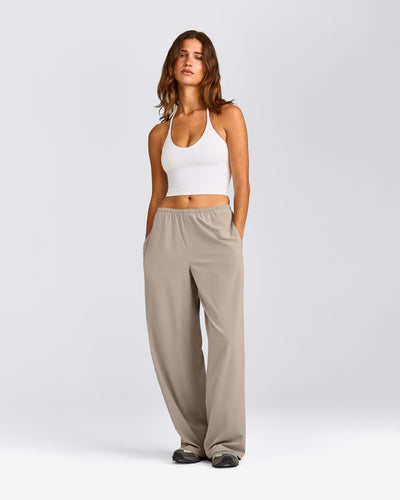 AirMove™ Wide Leg Pants | Warm Sand
