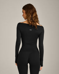FormeSoft Fitted Off-The-Shoulder Long Sleeve Top | Black