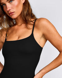 SoftMotion™ Strappy All in One with Grey Logo | Black