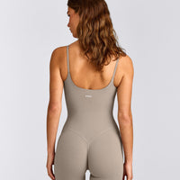 SoftMotion™ Strappy All in One with White Logo | Warm Sand