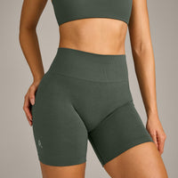 EffortlessLift™ Seamless Shorts with Grey Logo | Dark Khaki