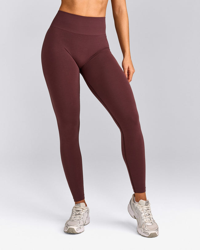 EffortlessLift™ Seamless Leggings with Gray Logo | Velvet Mocha