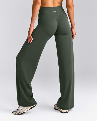 SoftMotion™ Straight Leg Pants with Gray Logo | Dark Khaki