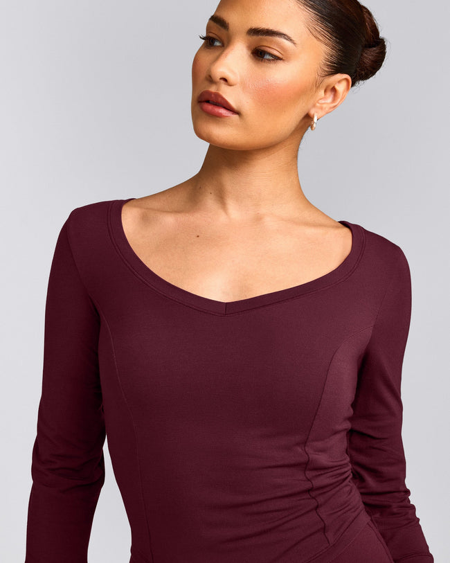 Mellow™ Motion Wide V Neck 3/4 Length Sleeve Mid Top | Cherry Lacquer Purple