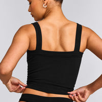 Seamless Scoop Neck Vest | Black