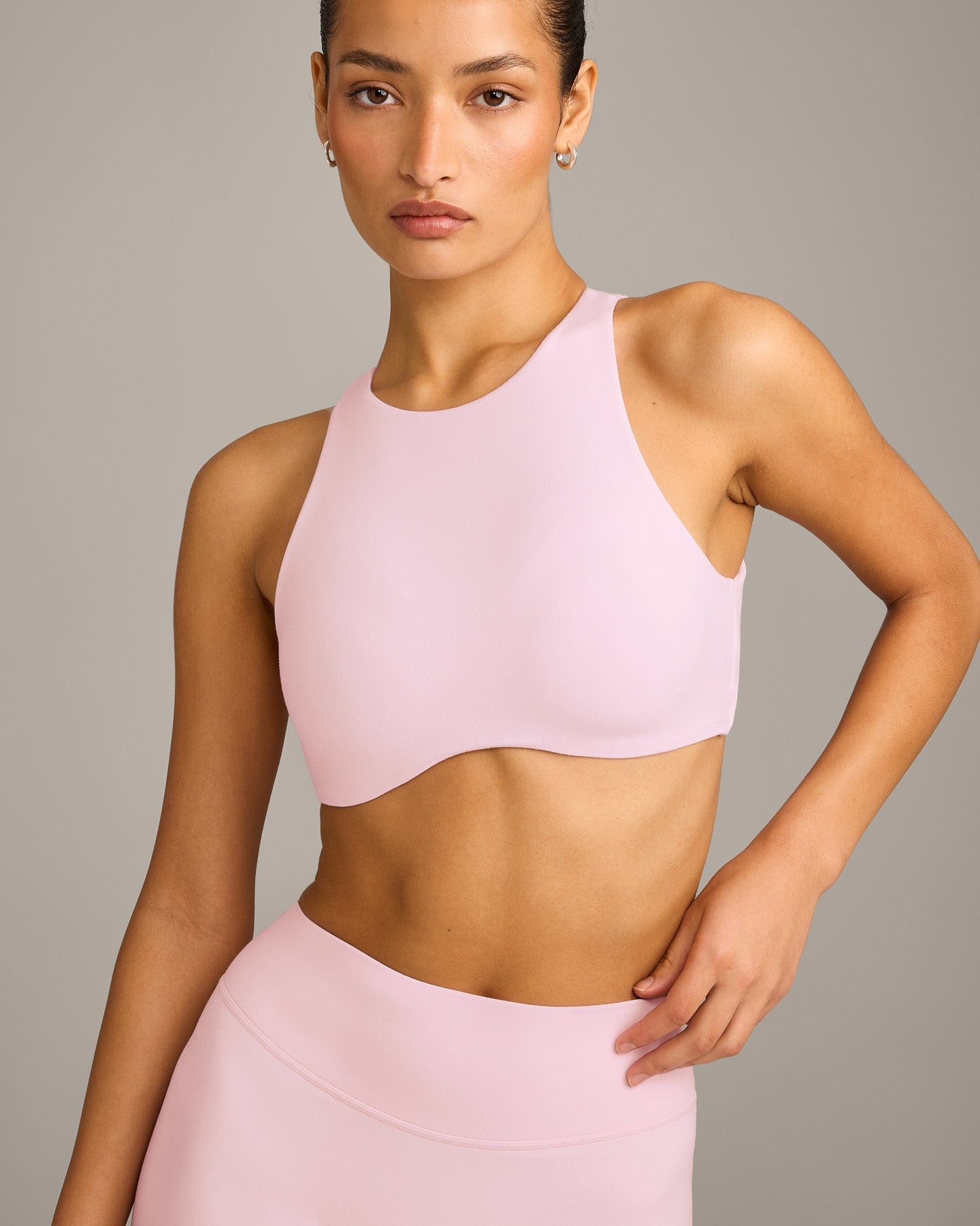 SoftMotion™ High Neck Sports Bra with Grey Logo | Soft Girl Pink
