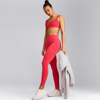 EffortlessLift™ Seamless Mid Rise Leggings with Gray Logo | Charged Pink