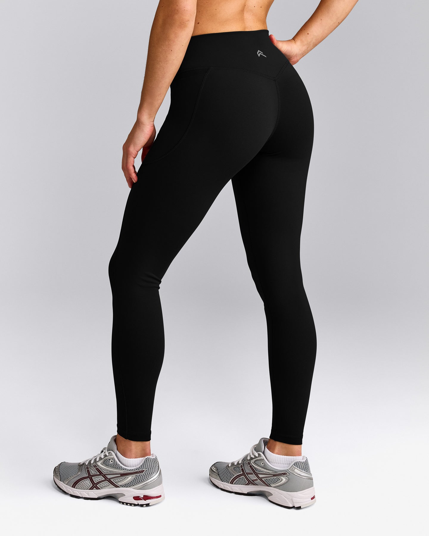 UnifiedMove™ Pocket Leggings with Bonding with Reflective Logo | Black