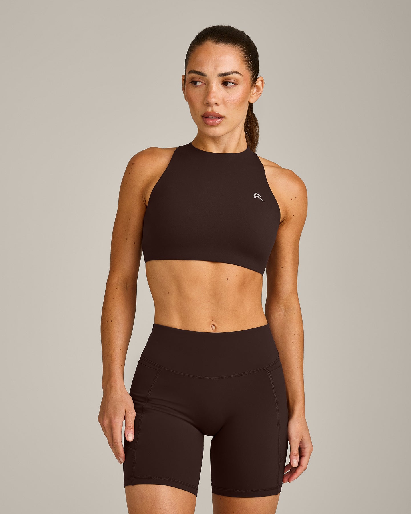 EasyLift™ High Neck Sports Bra with Grey Logo | 70% Cocoa