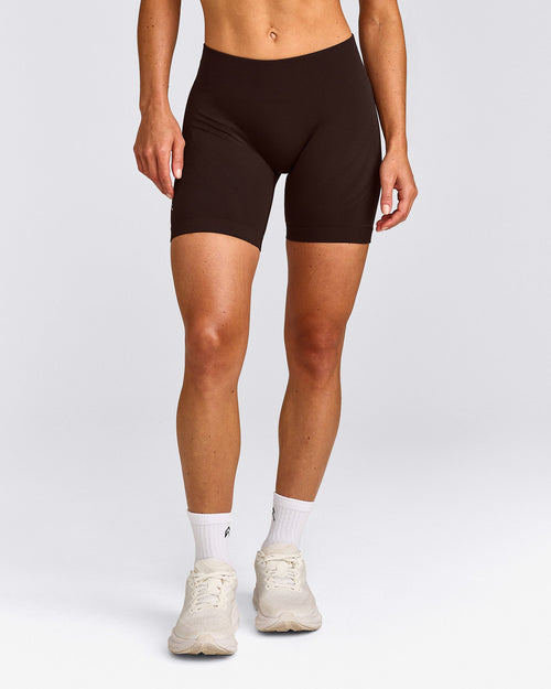 EnhanceLift™ Seamless Shorts with Gray Logo | 70% Cocoa