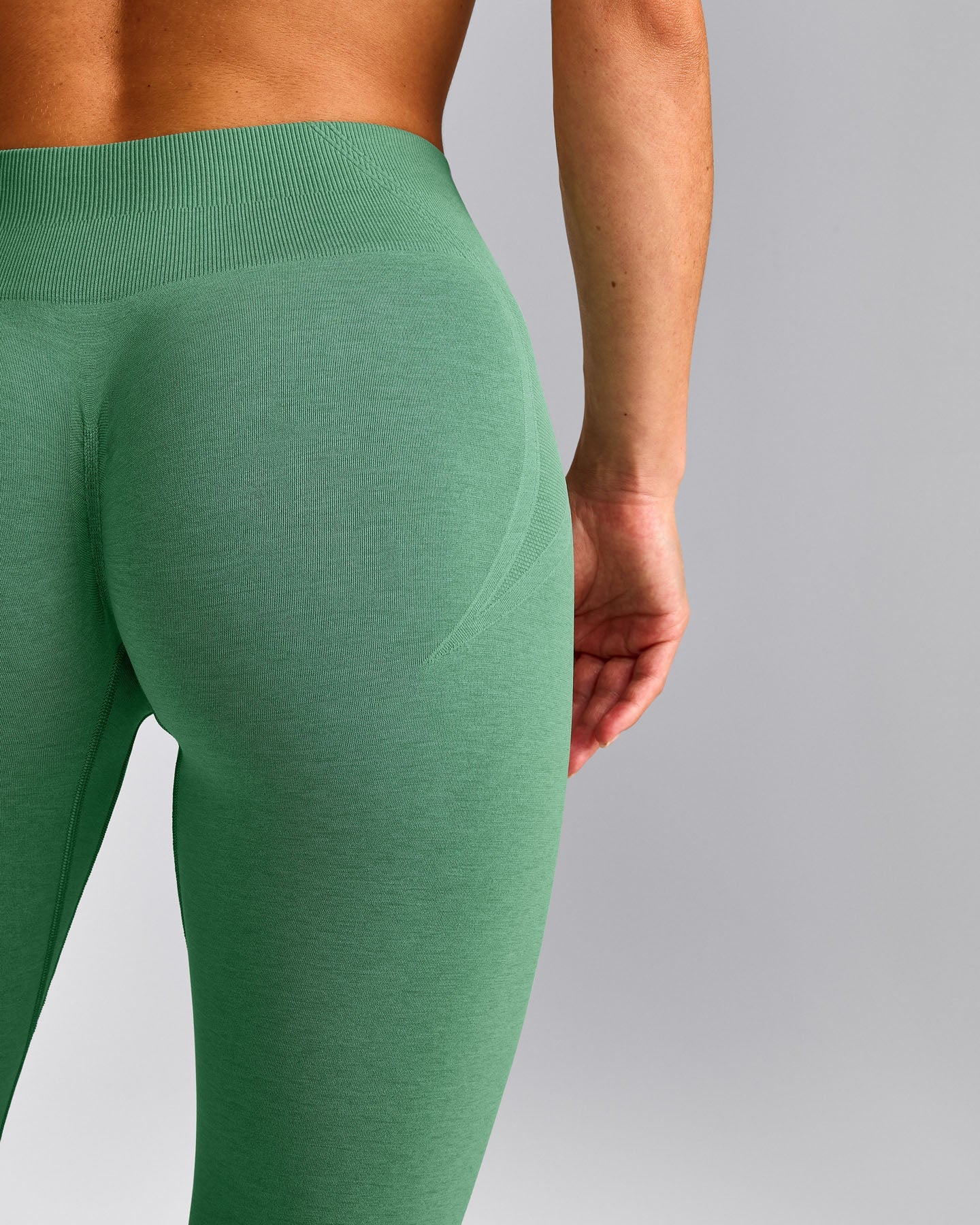 EffortlessLift™ Seamless Mid Rise Leggings New Branding | Frosted Emerald