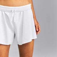 AirMove™ Lined Pocket Shorts 4" | White