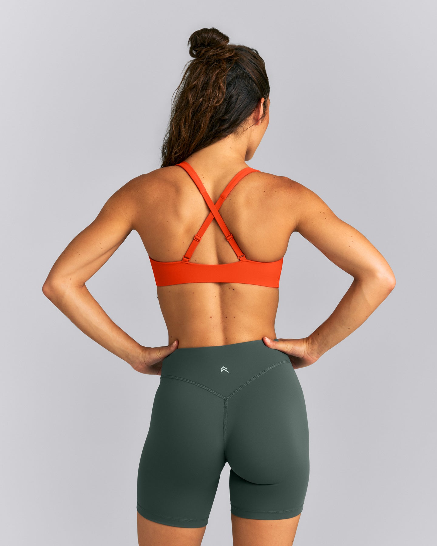 EasyLift™ Cross Back Sports Bra New Branding | Vivid Orange