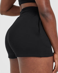 All Day Lightweight Shorts | Black