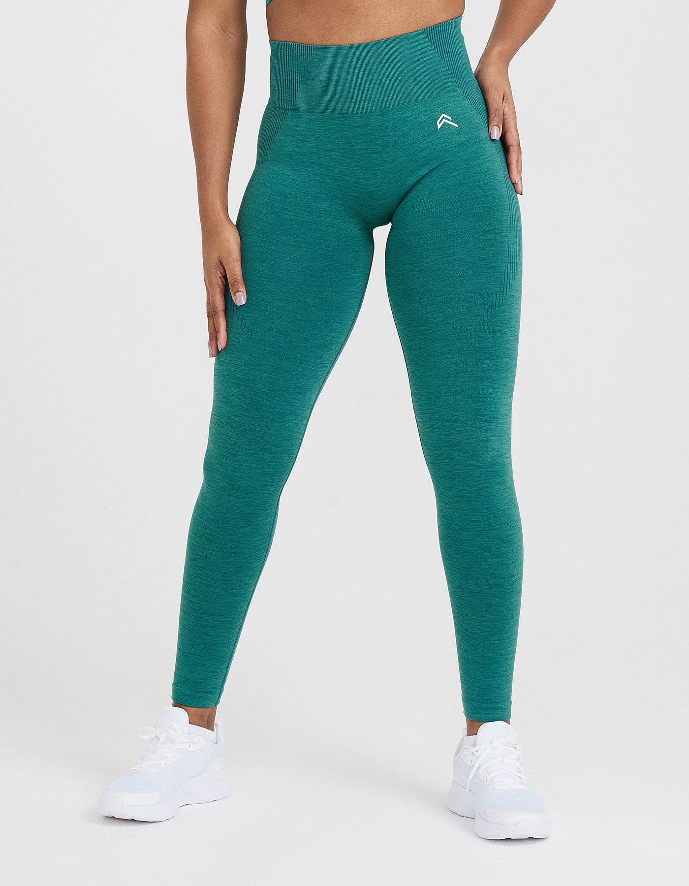 THE WATER GREEN SEAMLESS LEGGINGS – SPRY
