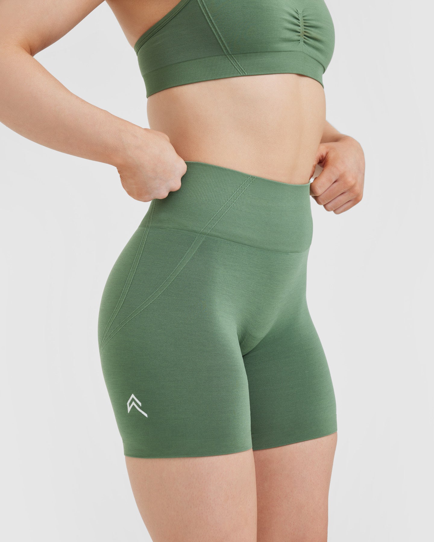 Define Seamless Shorts (Dark Green)