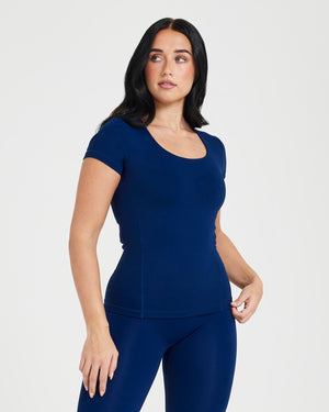 Women's Relaxed Fit V-Neck in Midnight