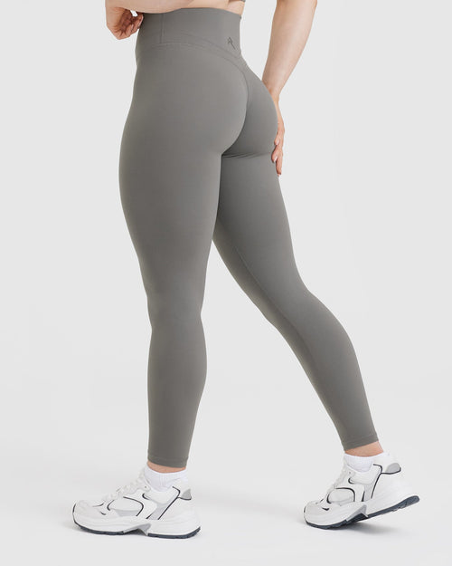 Light Grey Solid Seamless Leggings - ShopperBoard