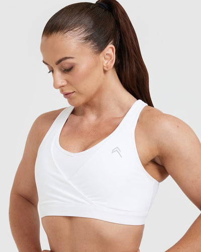 White sports bra canada 2025